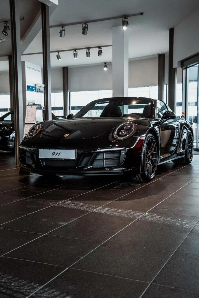 Illustration zum Beitrag „Porsche 911 992 2019“