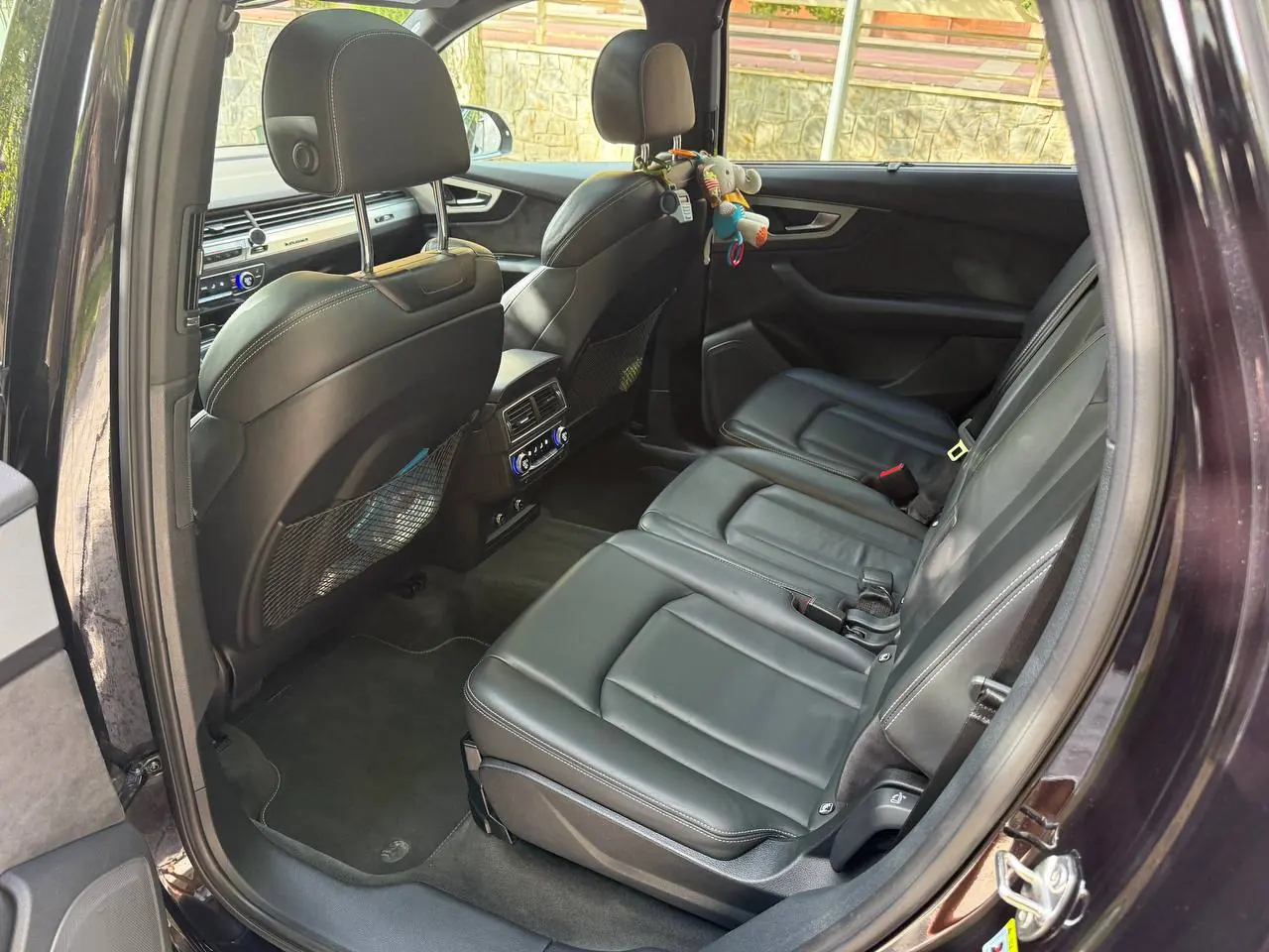 Audi Q7 3.0 TDI quattro S line · 7 Sitze · Luftfederung · Panorama · 360°-Kamera · 15