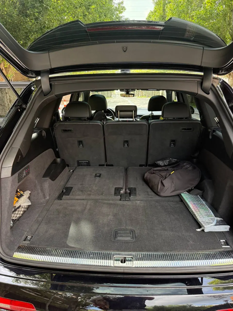 Audi Q7 3.0 TDI quattro S line · 7 Sitze · Luftfederung · Panorama · 360°-Kamera · 19