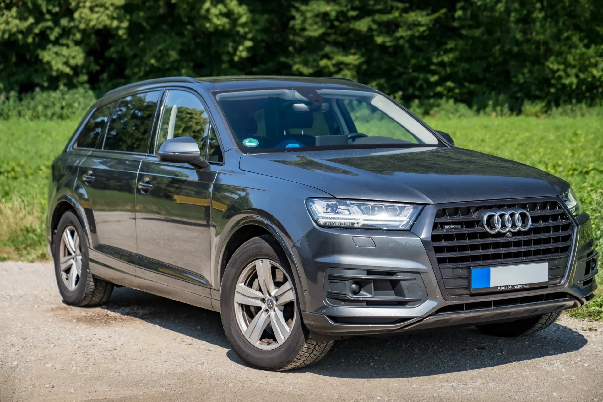 Audi Q7 3.0 TDI quattro · 7 Sitze · Matrix LED · 10