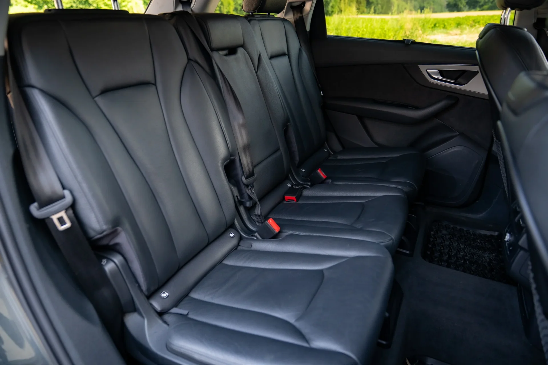 Audi Q7 3.0 TDI quattro · 7 Sitze · Matrix LED · 23