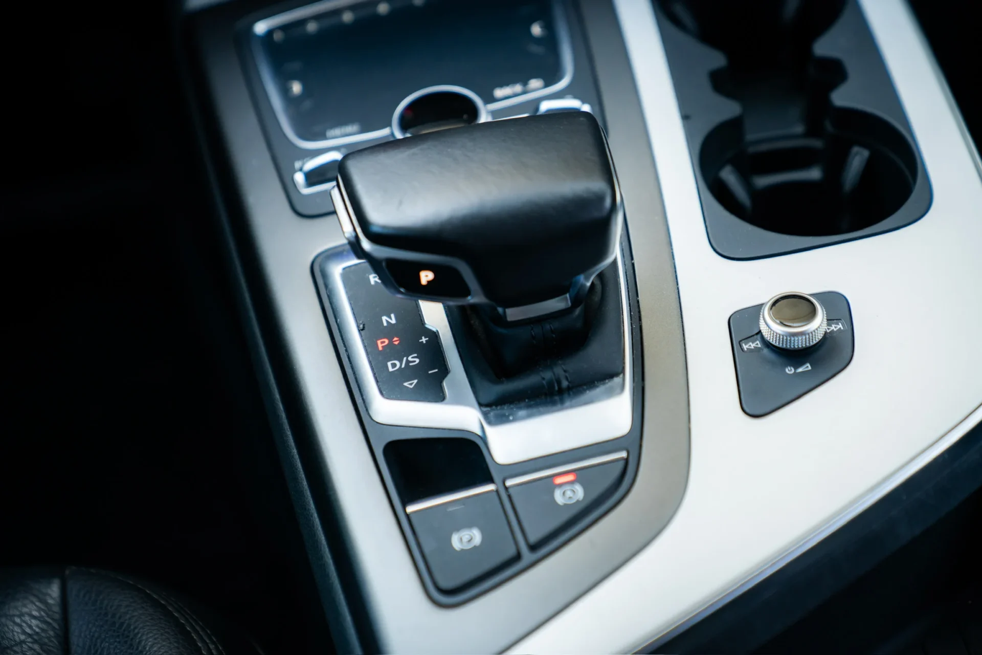 Audi Q7 3.0 TDI quattro · 7 Sitze · Matrix LED · 31