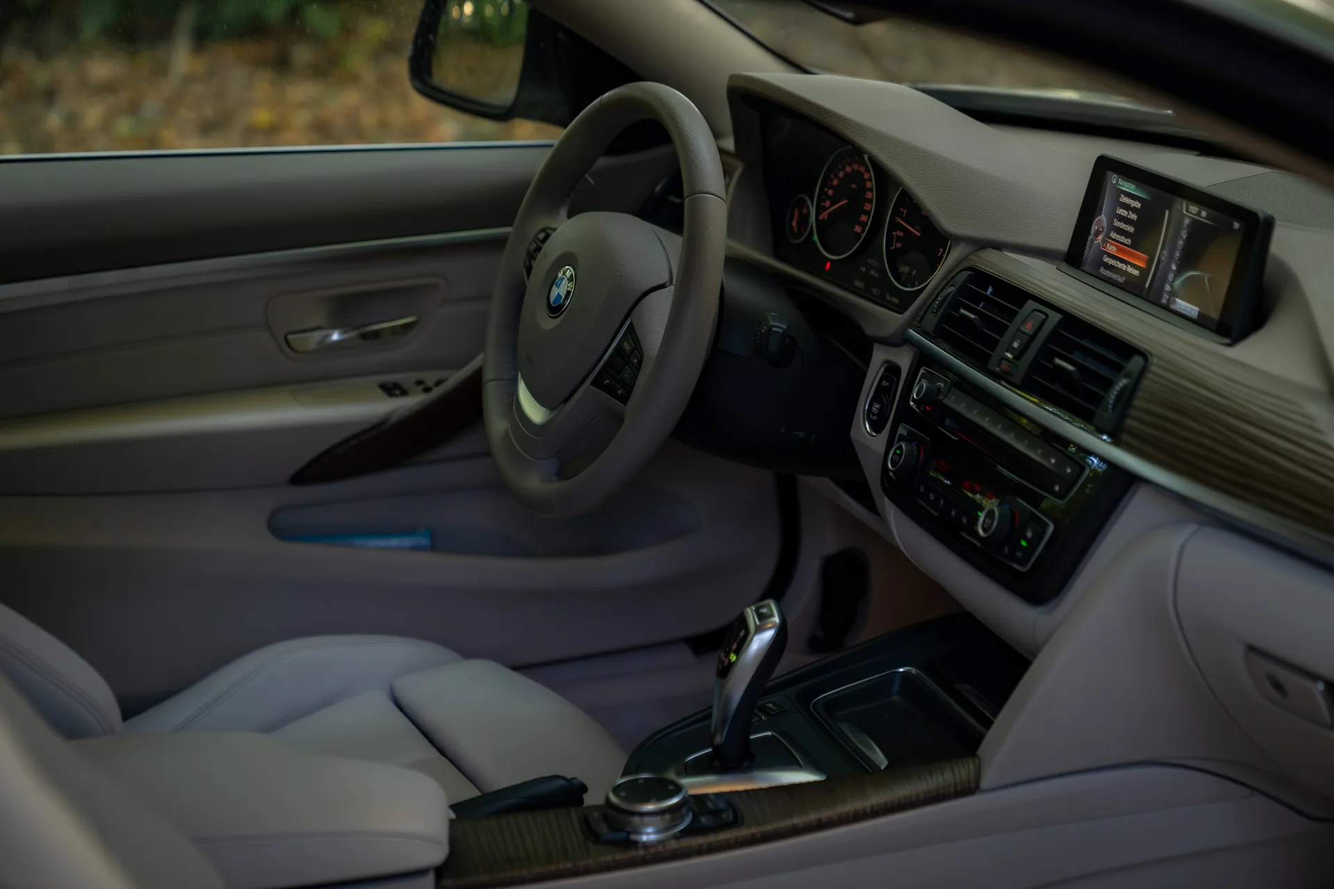 BMW 428i xDrive Coupé Modern Line · 1. Hand · 245 PS · Steptronic · HU neu zur Übergabe · Vorderachsgetriebe neu · 22
