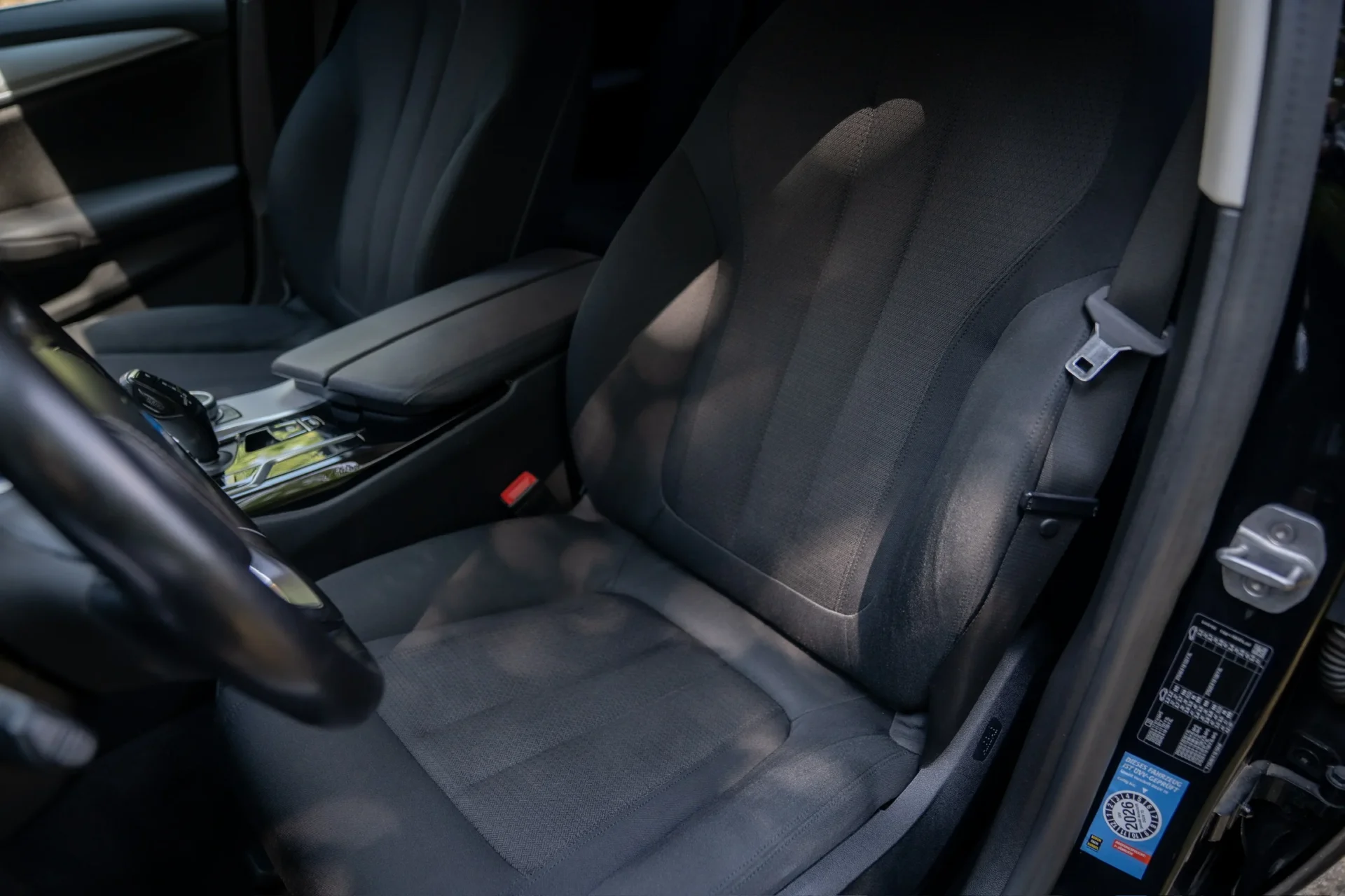 BMW 520d Touring Automatik · ACC · LED · Kamera · AHK · 32