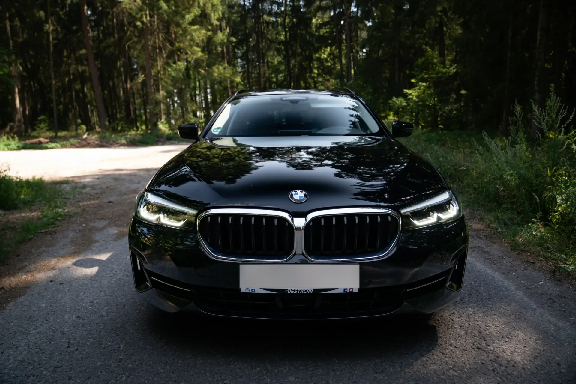 BMW 520d Touring Automatik · ACC · LED · Kamera · AHK