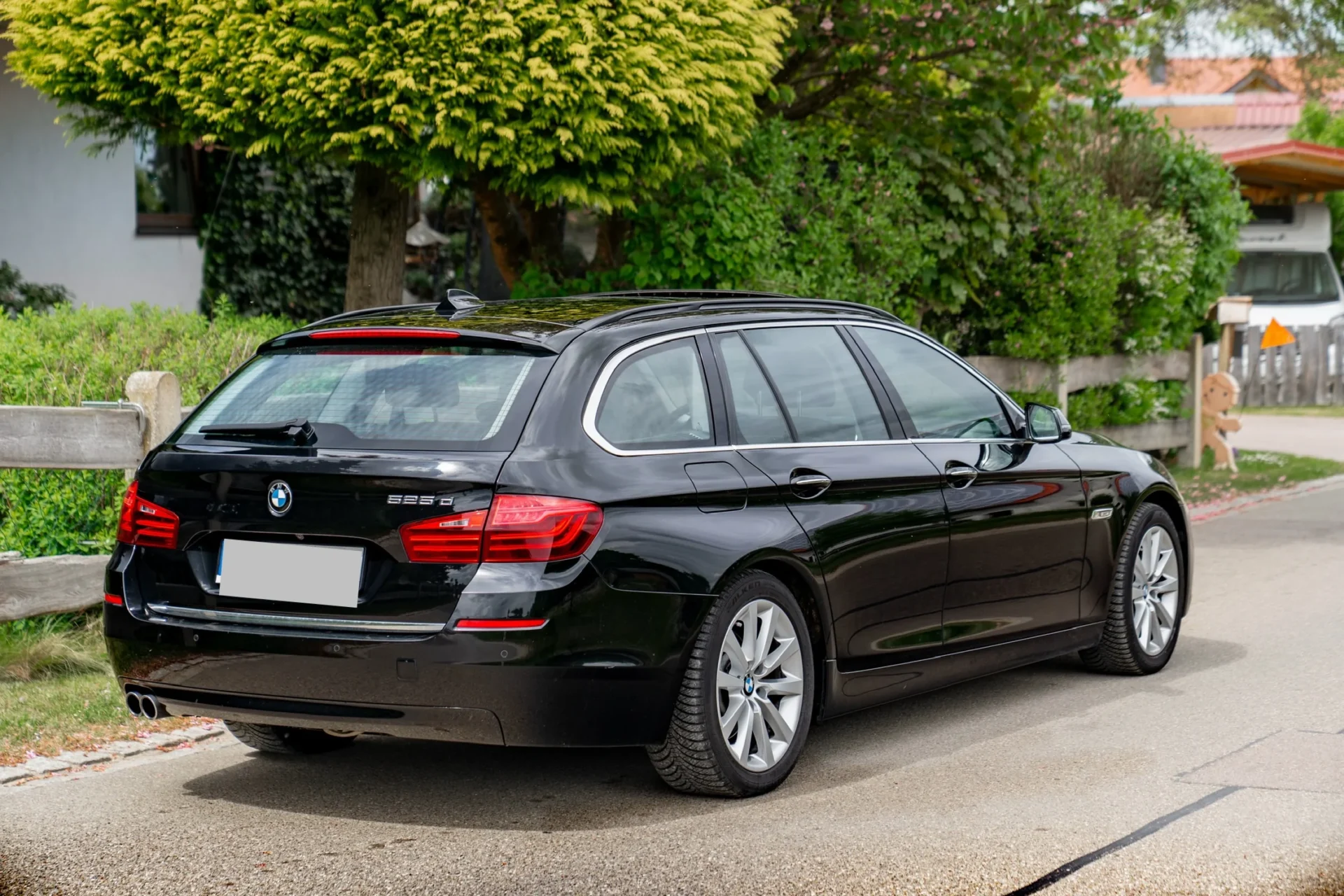 BMW 525d Touring · Panorama · Harman Kardon · AHK · 6