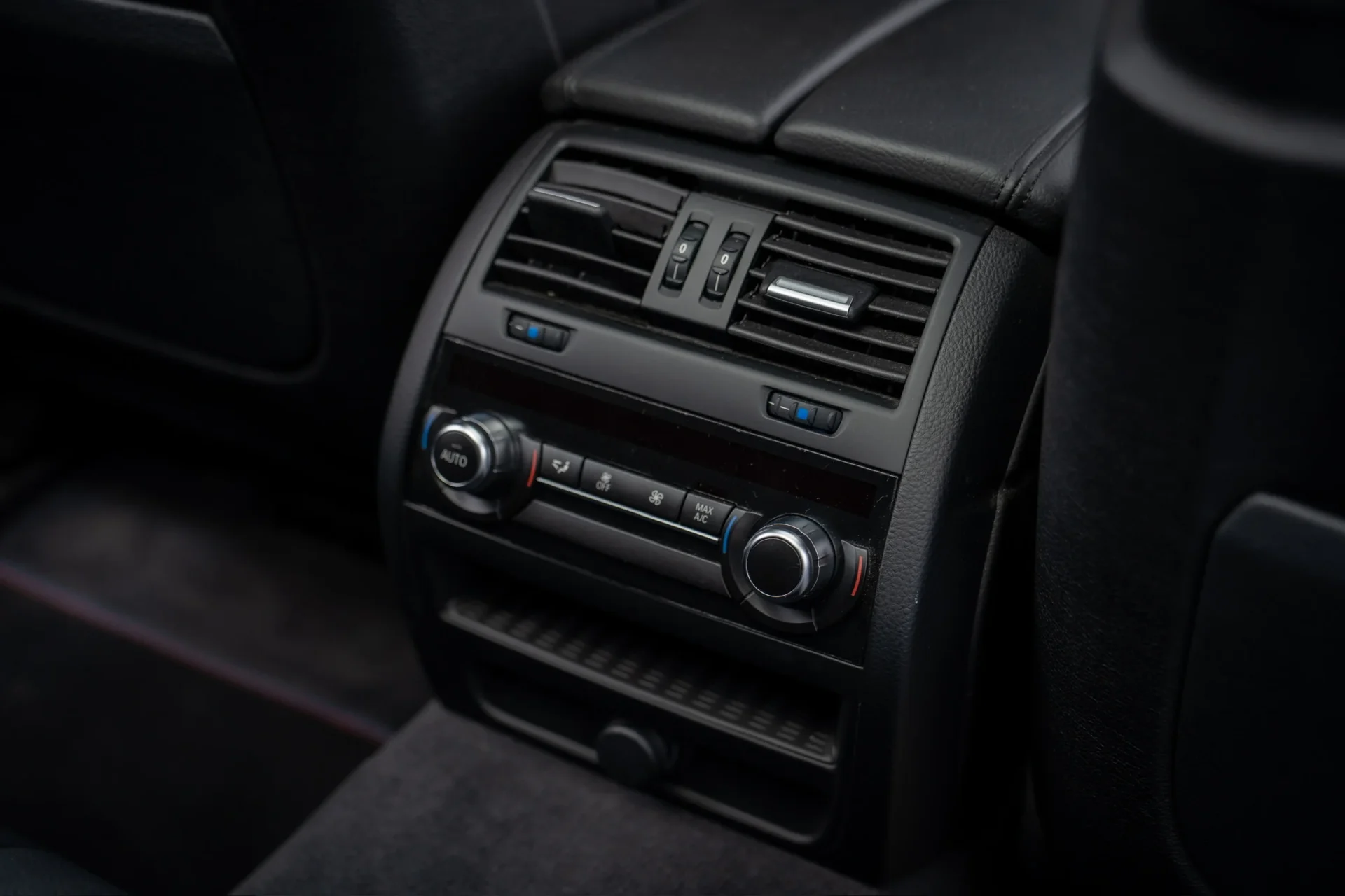 BMW 525d Touring · Panorama · Harman Kardon · AHK · 13