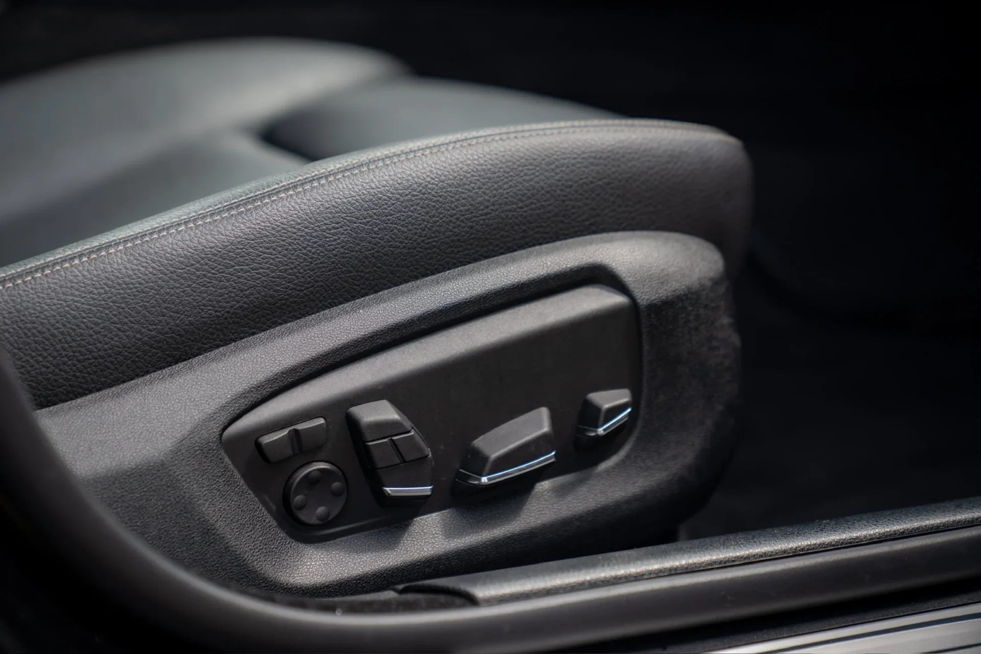 BMW 525d Touring · Panorama · Harman Kardon · AHK · 31