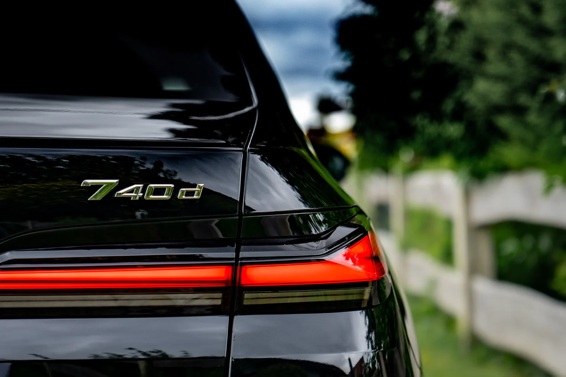 BMW 740d xDrive M Sport · Executive Lounge · unfallfrei · Full-Service · BMW Individual Merino Tartufo · 10