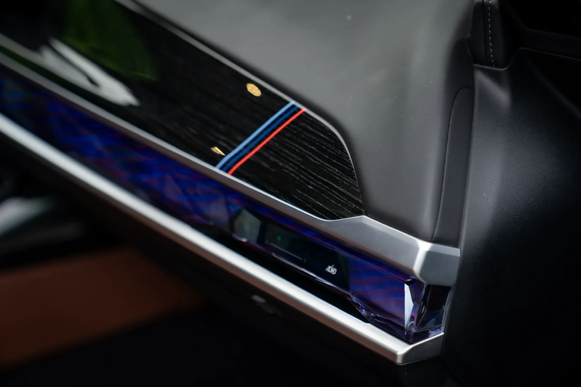 BMW 740d xDrive M Sport · Executive Lounge · unfallfrei · Full-Service · BMW Individual Merino Tartufo · 30