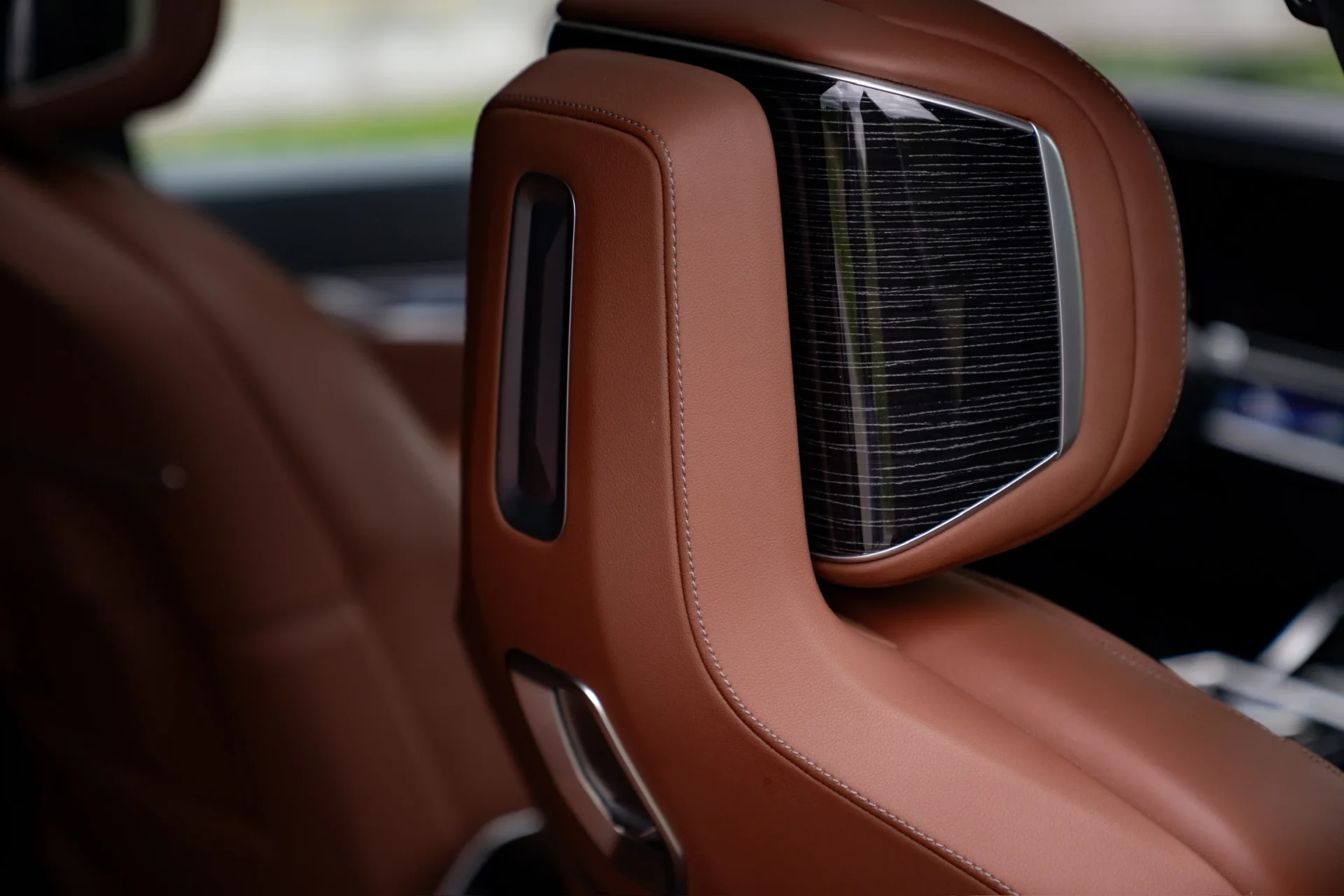 BMW 740d xDrive M Sport · Executive Lounge · unfallfrei · Full-Service · BMW Individual Merino Tartufo · 34