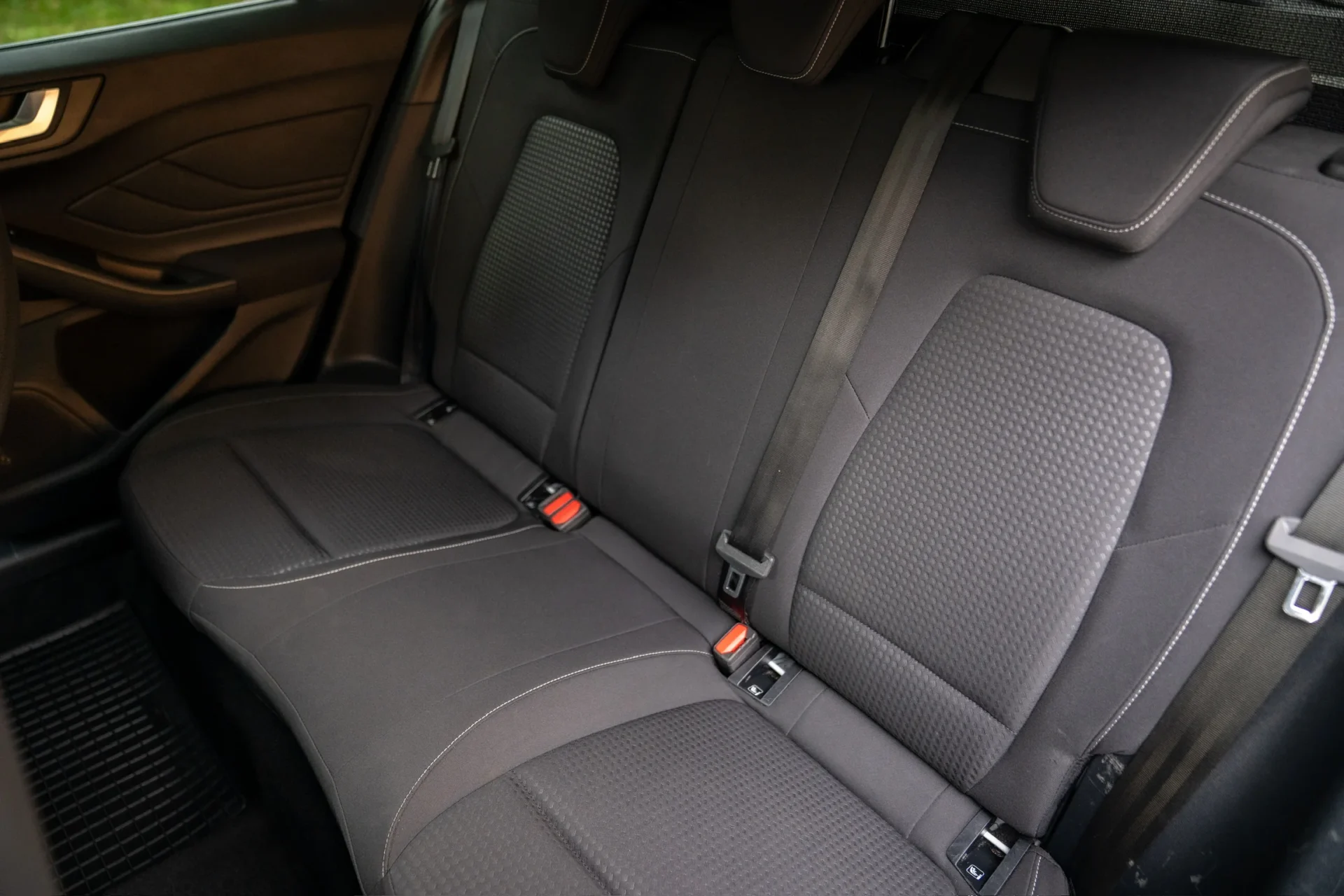 Ford Focus Turnier Cool & Connect 1.5 EcoBlue AT8 · ACC · Keyless · LED · 24