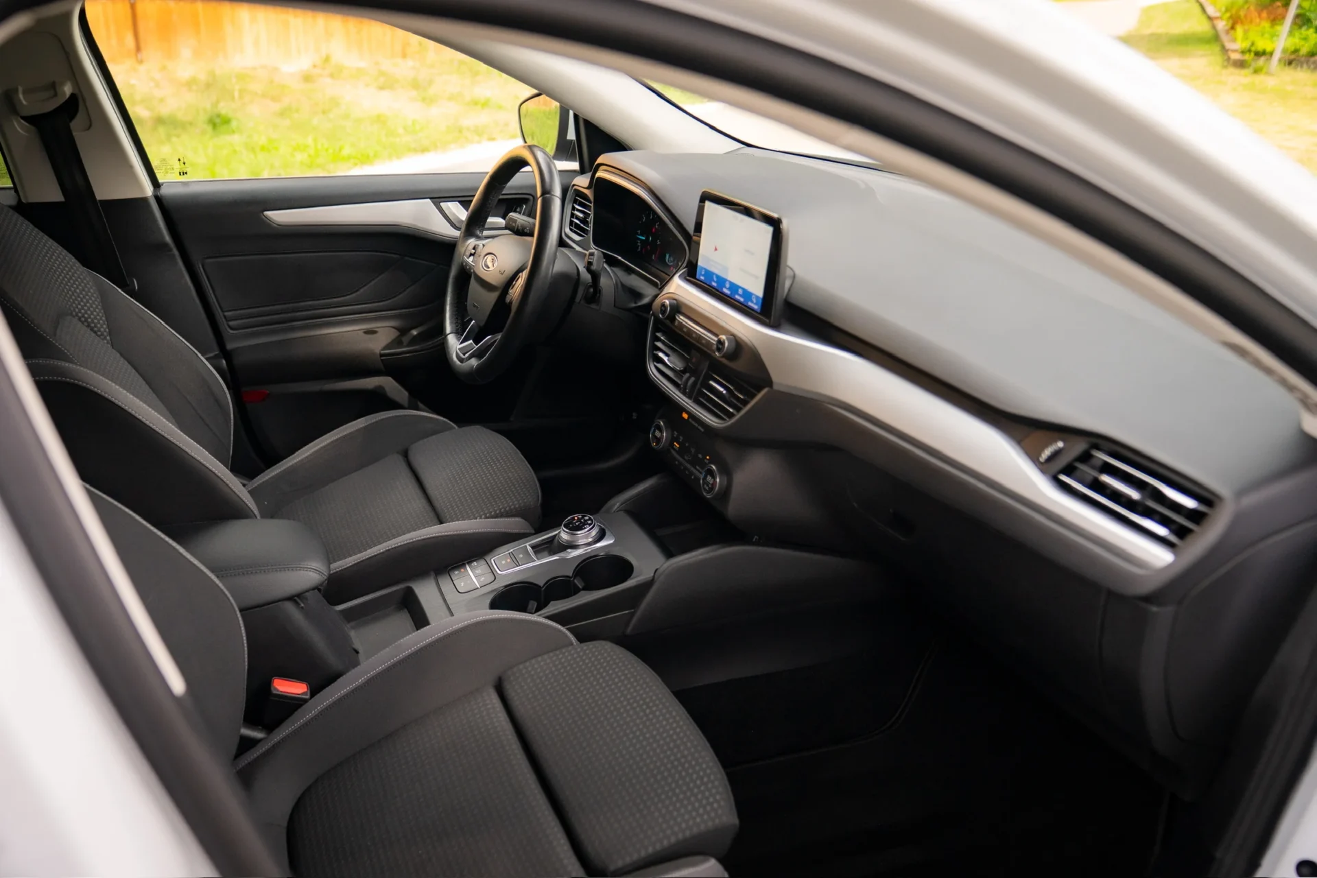 Ford Focus Turnier Cool & Connect 1.5 EcoBlue AT8 · ACC · Keyless · LED · 33