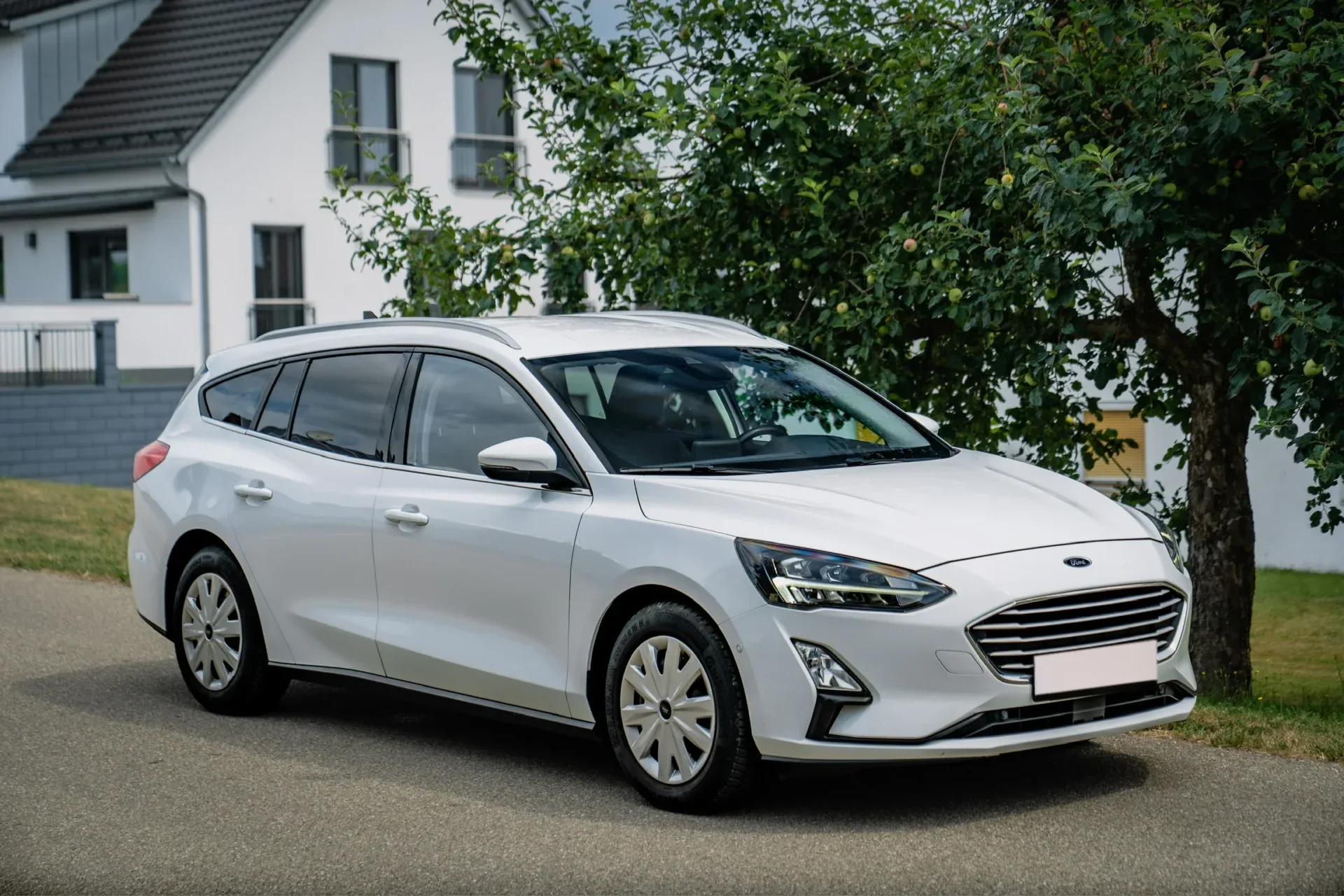 Ford Focus Turnier Cool & Connect 1.5 EcoBlue AT8 · ACC · Keyless · LED · 17