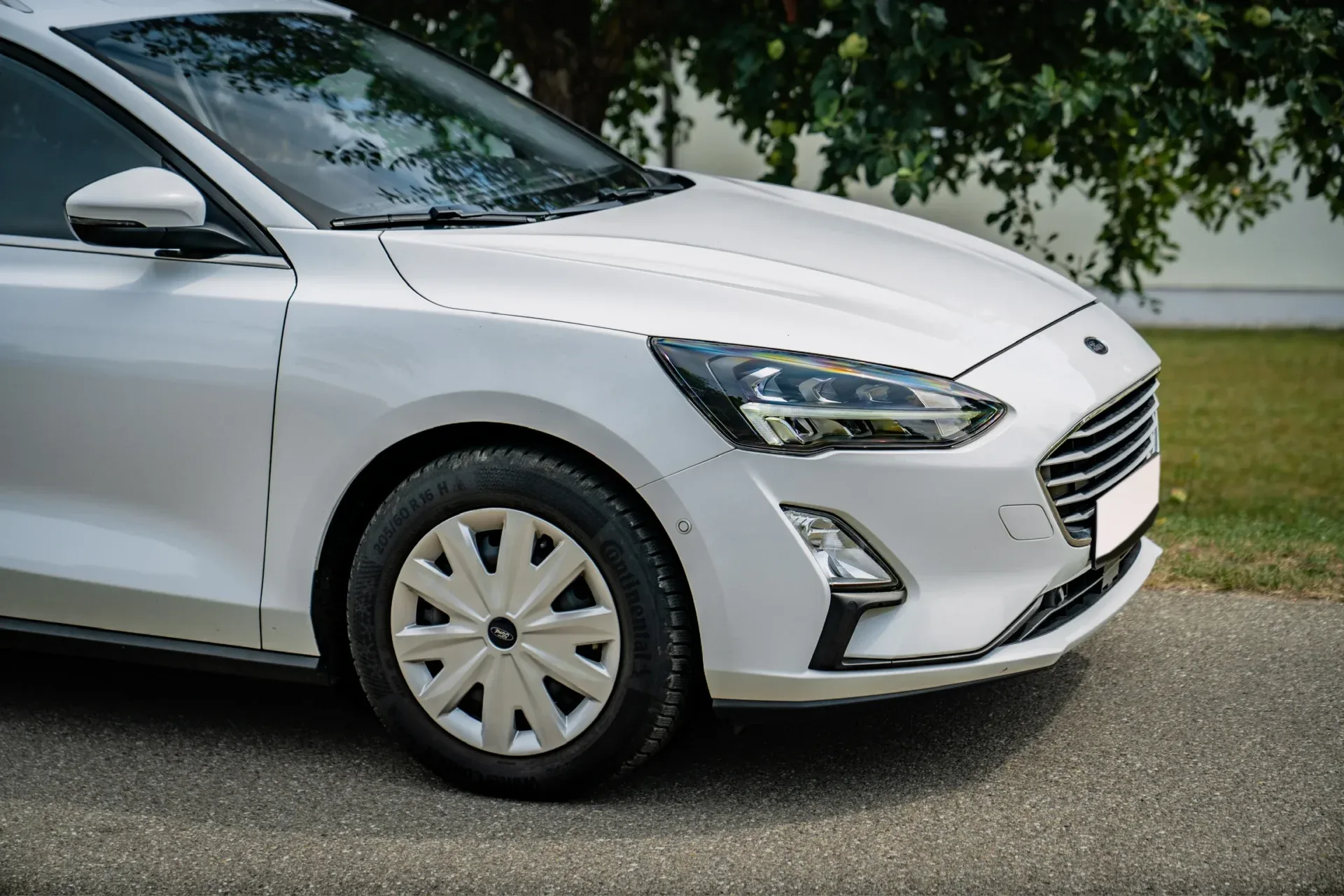 Ford Focus Turnier Cool & Connect 1.5 EcoBlue AT8 · ACC · Keyless · LED · 18
