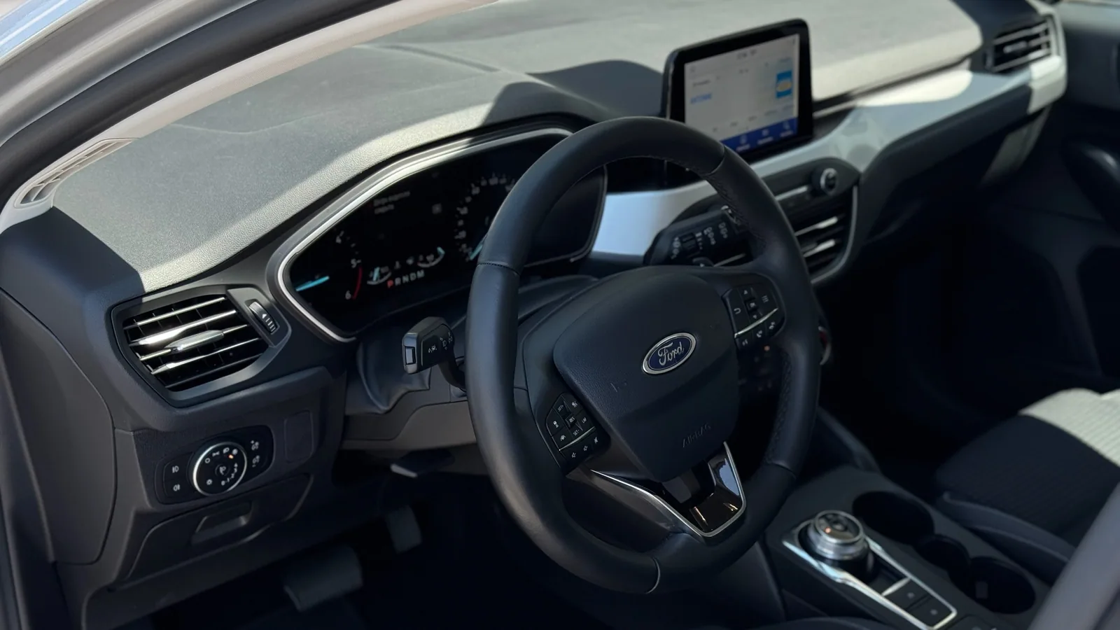 Ford Focus Turnier Cool & Connect 1.5 EcoBlue AT8 · ACC · Navi · AHK · 8