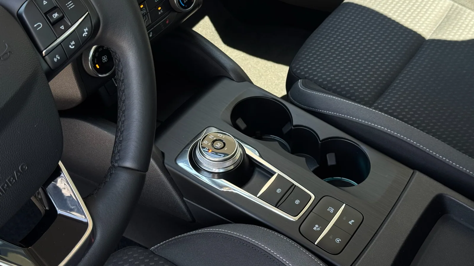 Ford Focus Turnier Cool & Connect 1.5 EcoBlue AT8 · ACC · Navi · AHK · 11
