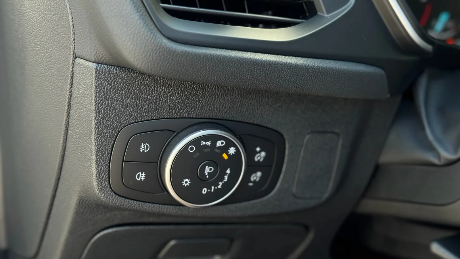 Ford Focus Turnier Cool & Connect 1.5 EcoBlue AT8 · ACC · Navi · AHK · 13