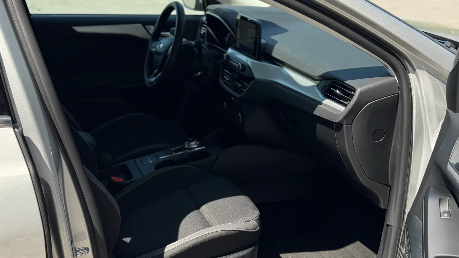 Ford Focus Turnier Cool & Connect 1.5 EcoBlue AT8 · ACC · Navi · AHK · 15