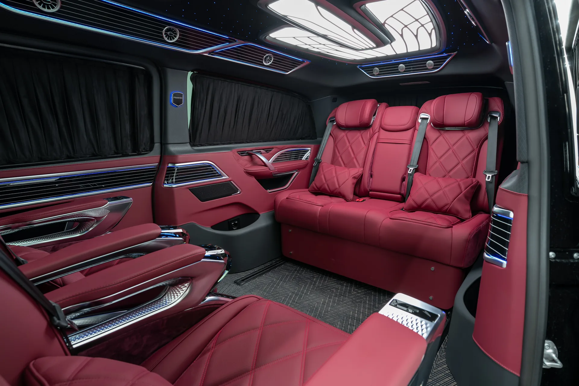 Mercedes-Benz V 300 d 4MATIC extralang Crystal Edition Bordo by Franken Autodesign · Nahezu unbenutzt · 20 km · Erstzulassung 2026
