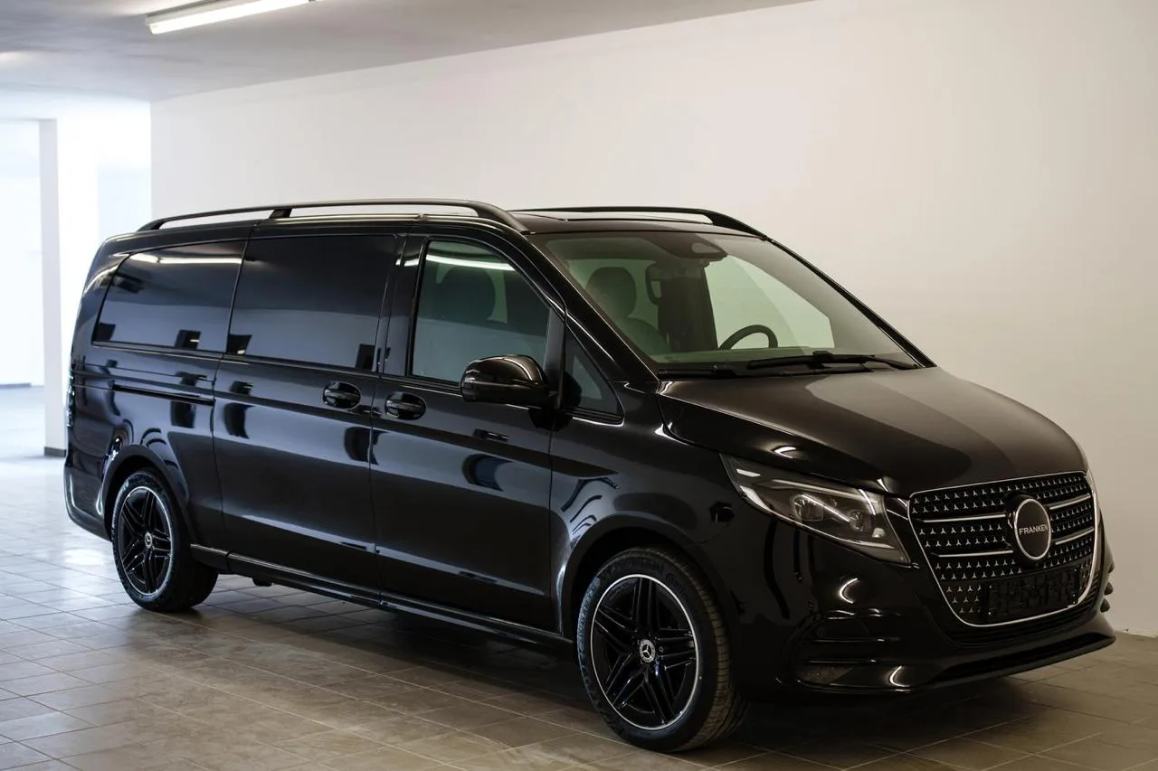 Mercedes-Benz V 300 d 4MATIC extralang Premium Tiffany by Franken Autodesign · Neuzustand · 20 km · Fahrgastraum mit 6 Sitzplätzen · 8
