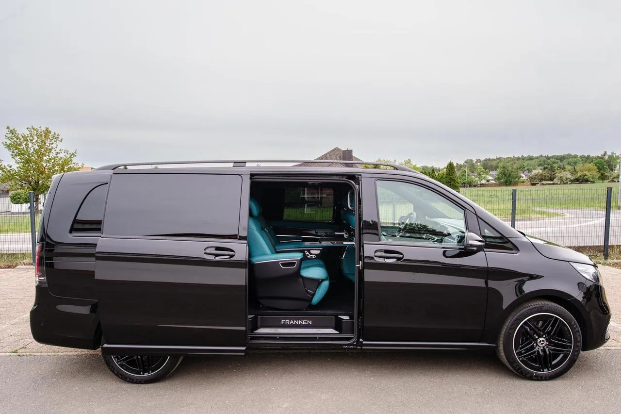 Mercedes-Benz V 300 d 4MATIC extralang Premium Tiffany by Franken Autodesign · Neuzustand · 20 km · Fahrgastraum mit 6 Sitzplätzen · 16