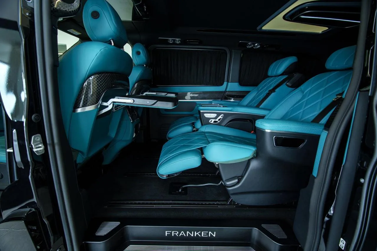 Mercedes-Benz V 300 d 4MATIC extralang Premium Tiffany by Franken Autodesign · Neuzustand · 20 km · Fahrgastraum mit 6 Sitzplätzen · 19