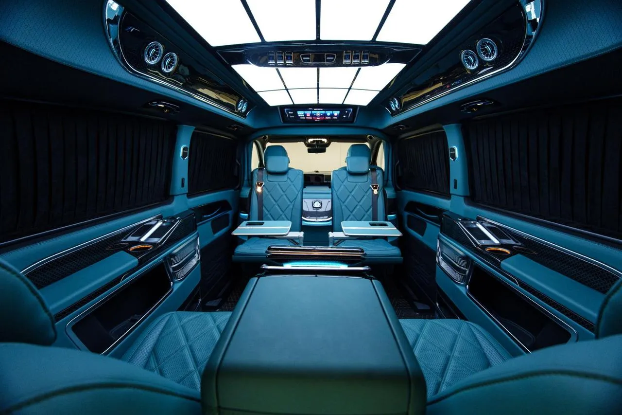 Mercedes-Benz V 300 d 4MATIC extralang Royal Lux Tiffany by Franken Autodesign · VIP-Lounge mit 4 Sitzplätzen · Erhöhtes Dach · Neuzustand · 20 km · 10