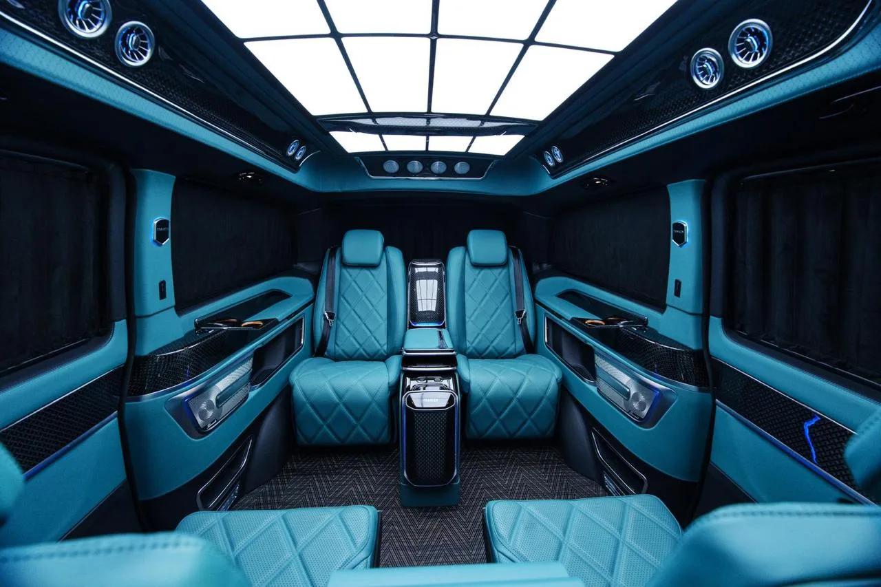 Mercedes-Benz V 300 d 4MATIC extralang Royal Lux Tiffany by Franken Autodesign · VIP-Lounge mit 4 Sitzplätzen · Erhöhtes Dach · Neuzustand · 20 km · 15