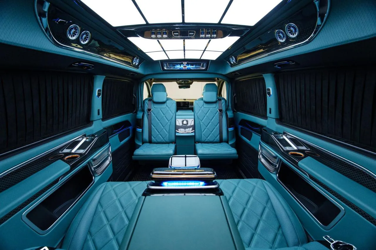 Mercedes-Benz V 300 d 4MATIC extralang Royal Lux Tiffany by Franken Autodesign · VIP-Lounge mit 4 Sitzplätzen · Erhöhtes Dach · Neuzustand · 20 km · 17
