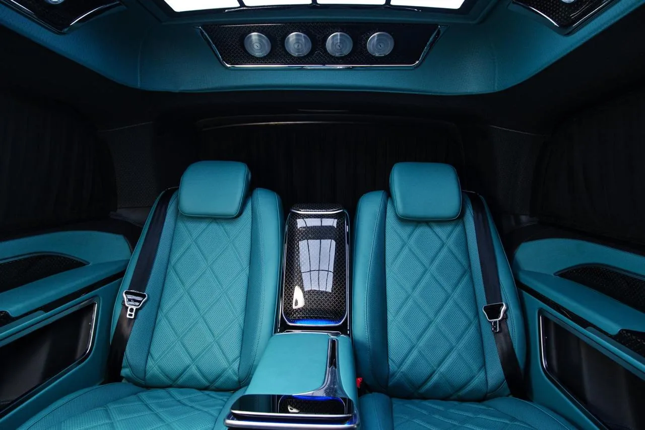 Mercedes-Benz V 300 d 4MATIC extralang Royal Lux Tiffany by Franken Autodesign · VIP-Lounge mit 4 Sitzplätzen · Erhöhtes Dach · Neuzustand · 20 km · 22