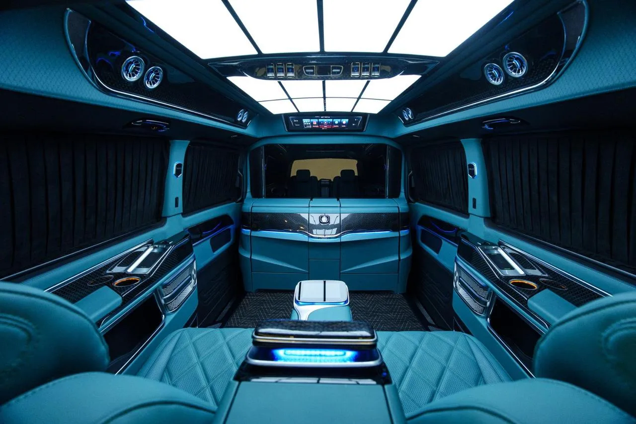 Mercedes-Benz V 300 d 4MATIC extralang Royal Lux Tiffany by Franken Autodesign · VIP-Lounge mit 4 Sitzplätzen · Erhöhtes Dach · Neuzustand · 20 km · 31