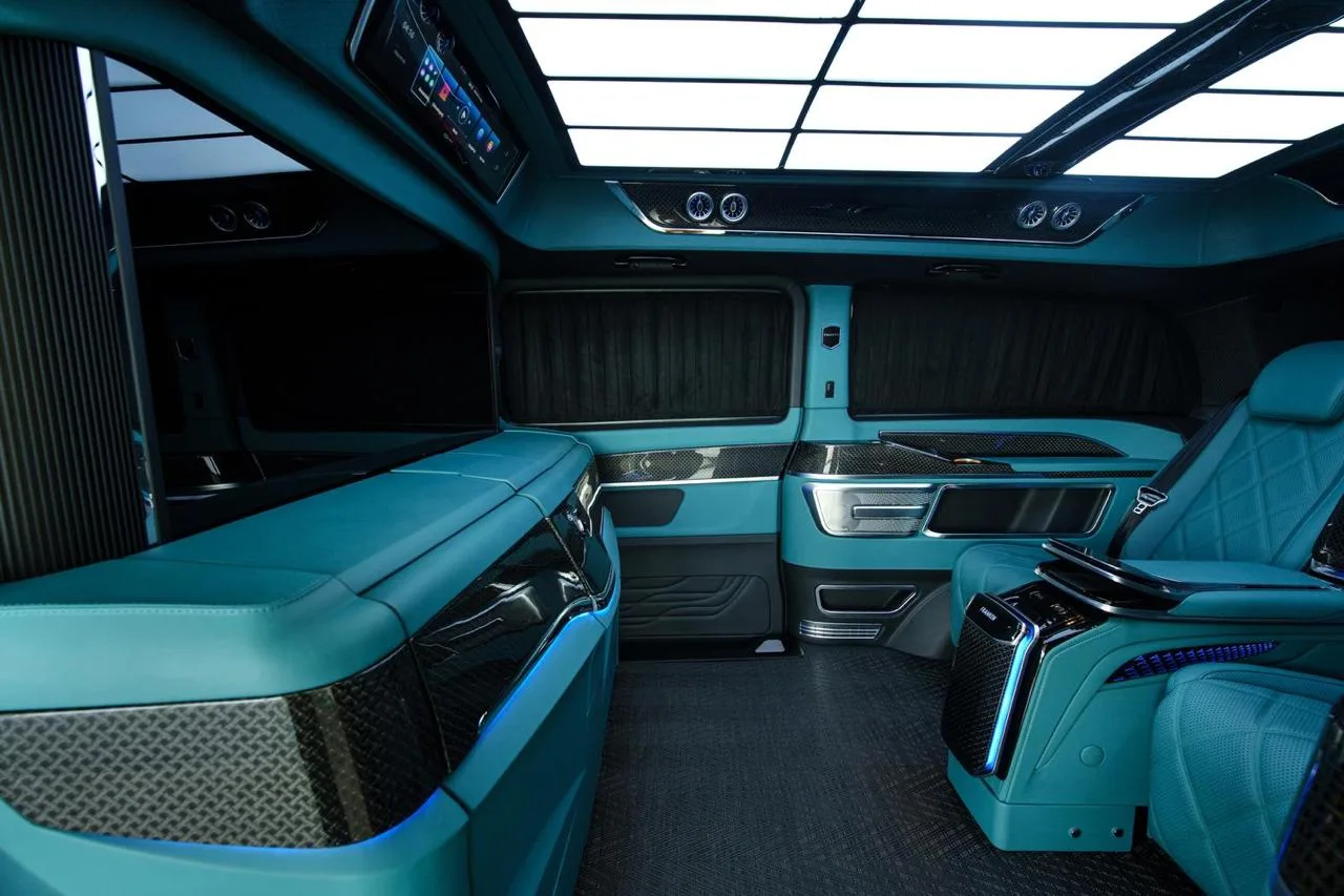 Mercedes-Benz V 300 d 4MATIC extralang Royal Lux Tiffany by Franken Autodesign · VIP-Lounge mit 4 Sitzplätzen · Erhöhtes Dach · Neuzustand · 20 km · 32