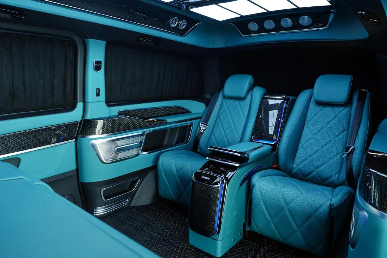 Mercedes-Benz V 300 d 4MATIC extralang Royal Lux Tiffany by Franken Autodesign · VIP-Lounge mit 4 Sitzplätzen · Erhöhtes Dach · Neuzustand · 20 km · 35