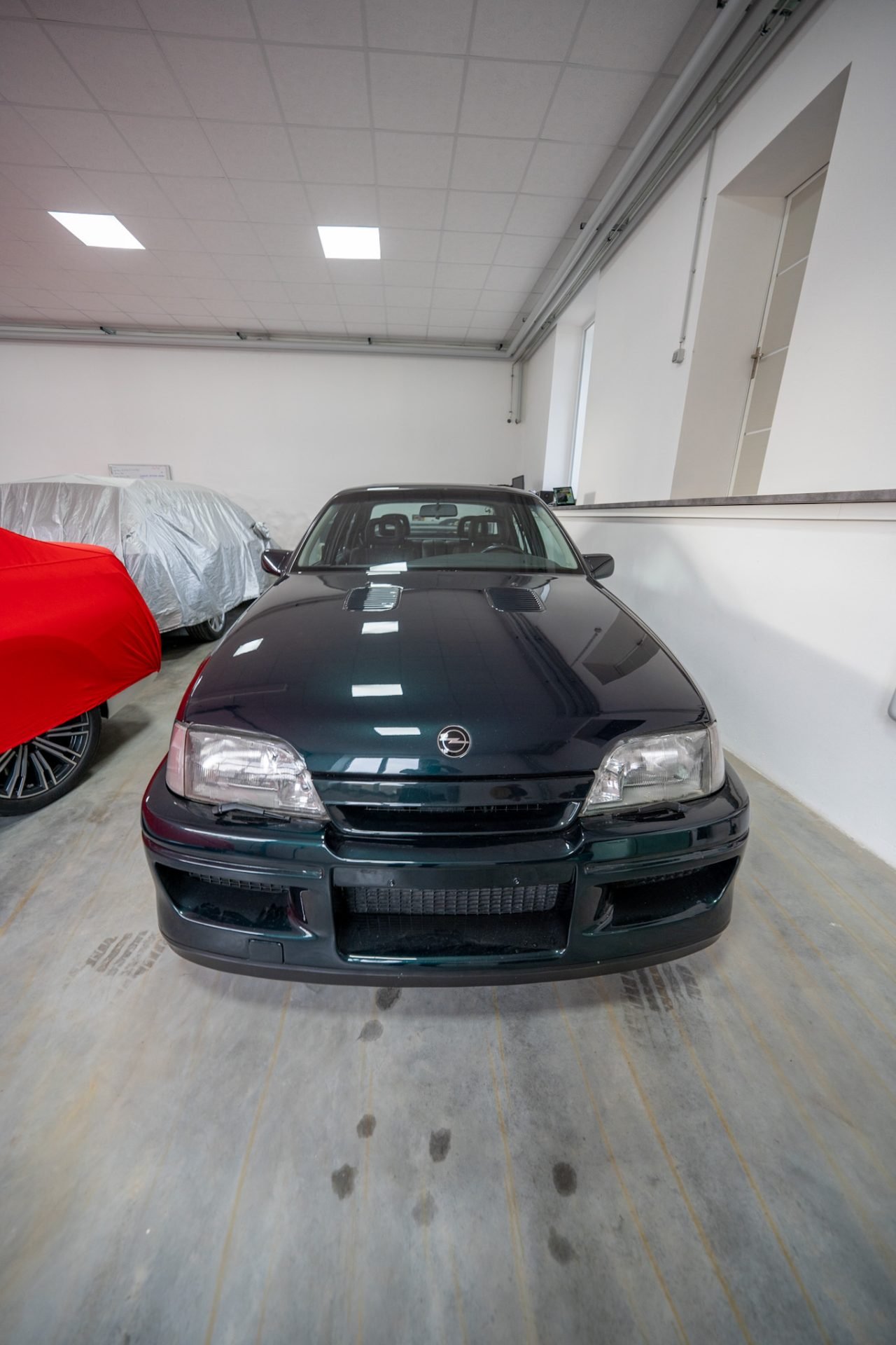 Opel Lotus Omega 3.6 Biturbo · 377 PS · Nr. 0571 von 950 · 6-Gang-Schaltgetriebe · 2 Halter · Serviceheft · 3