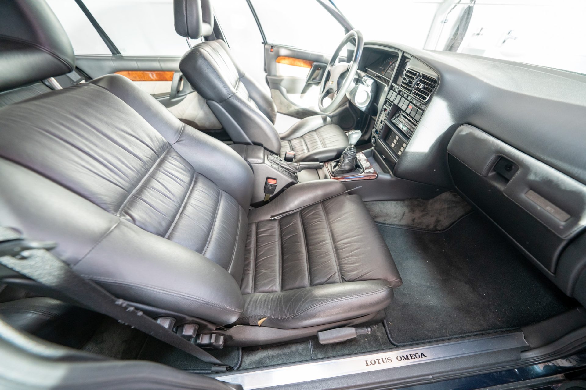 Opel Lotus Omega 3.6 Biturbo · 377 PS · Nr. 0571 von 950 · 6-Gang-Schaltgetriebe · 2 Halter · Serviceheft · 22