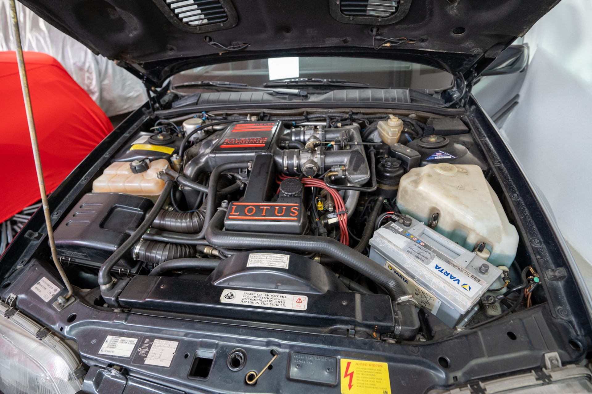 Opel Lotus Omega 3.6 Biturbo · 377 PS · Nr. 0571 von 950 · 6-Gang-Schaltgetriebe · 2 Halter · Serviceheft · 25