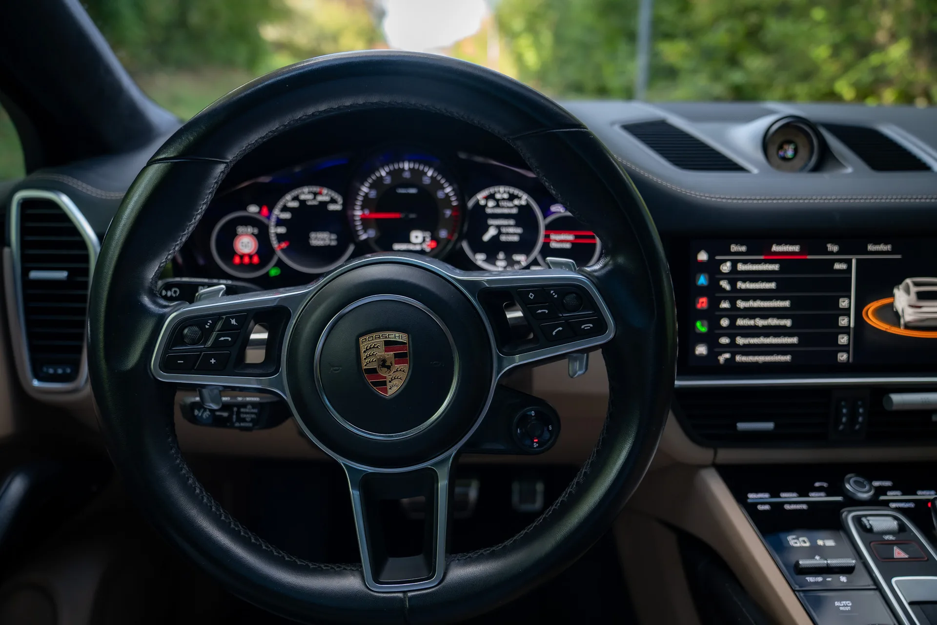Porsche Cayenne S Coupé Platinum Edition · 440 PS · Luftfederung · Hinterachslenkung · Head-Up · 22 Zoll · 17