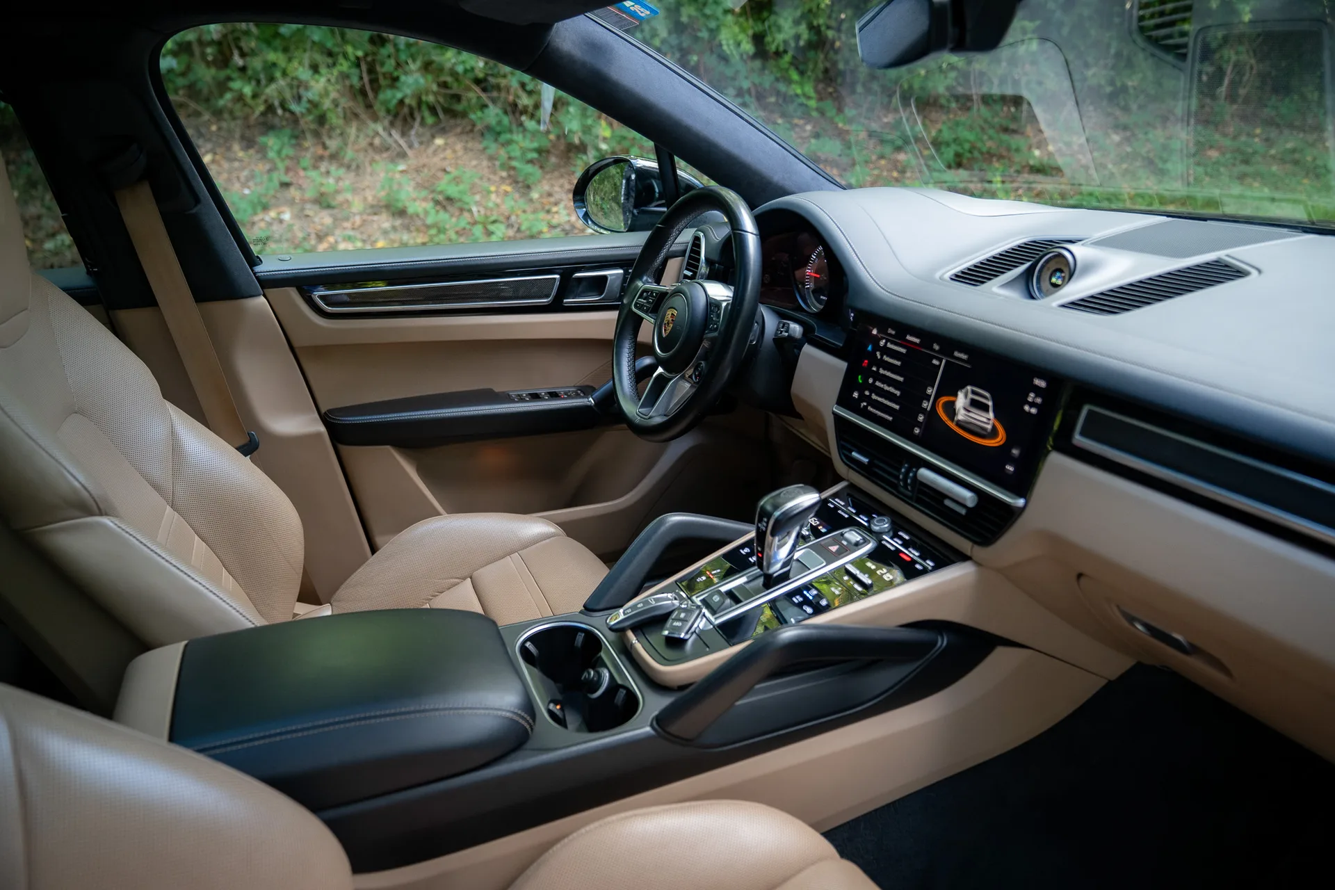 Porsche Cayenne S Coupé Platinum Edition · 440 PS · Luftfederung · Hinterachslenkung · Head-Up · 22 Zoll · 21