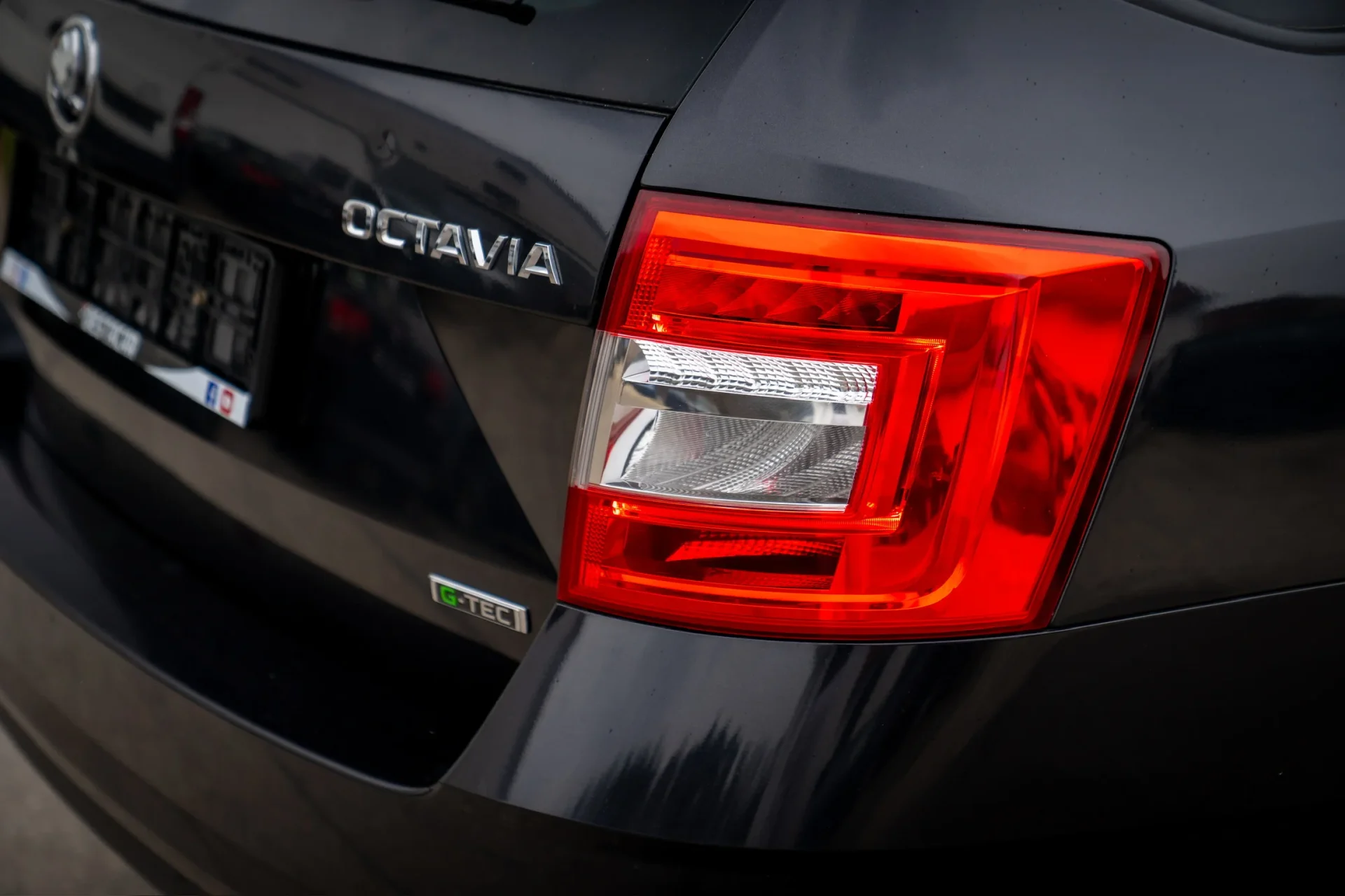 Škoda Octavia Combi 1.5 TGI DSG · Erdgas (CNG) · HU neu bis 03/2028 · ohne Nachlackierung · ACC · 9