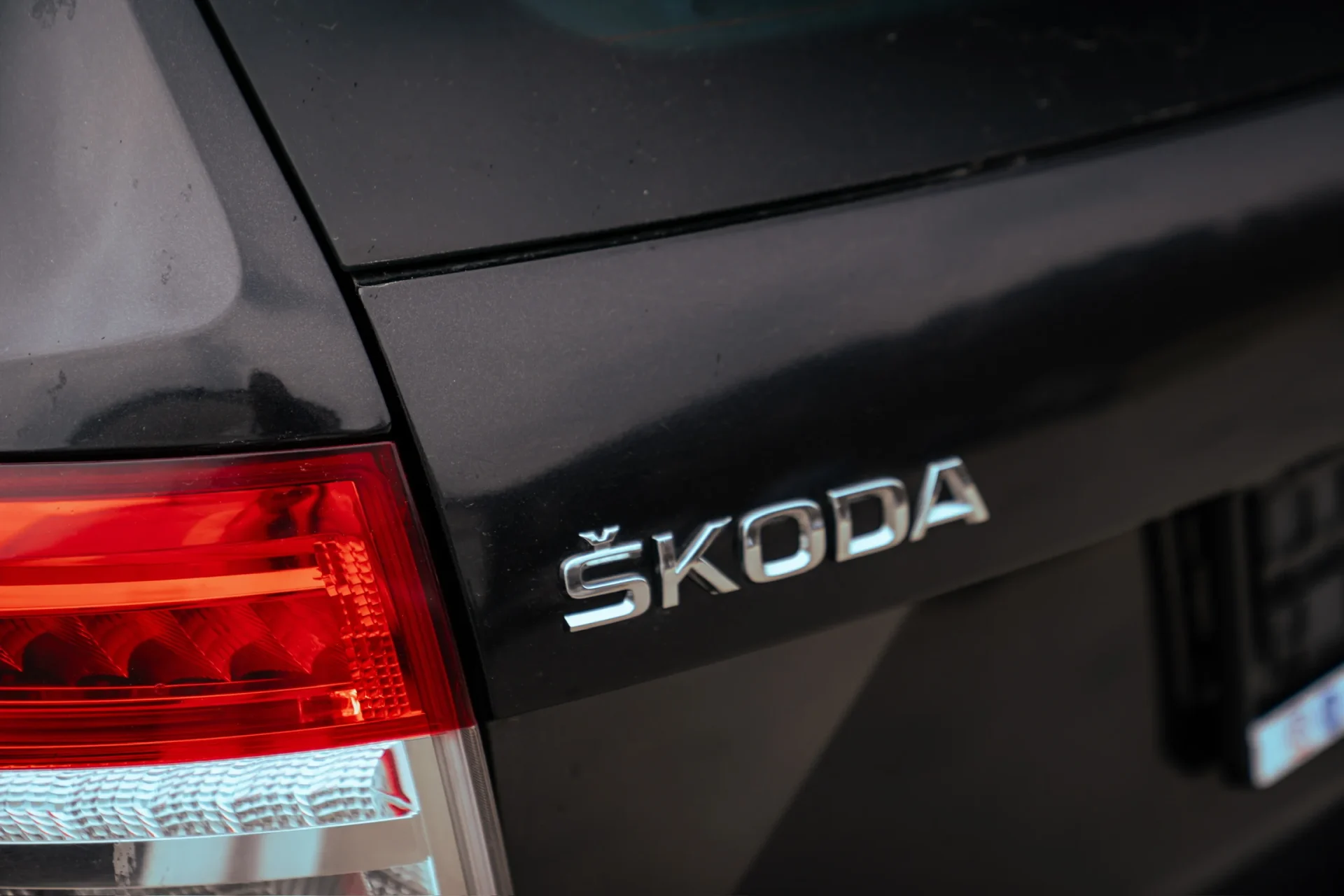 Škoda Octavia Combi 1.5 TGI DSG · Erdgas (CNG) · HU neu bis 03/2028 · ohne Nachlackierung · ACC · 12