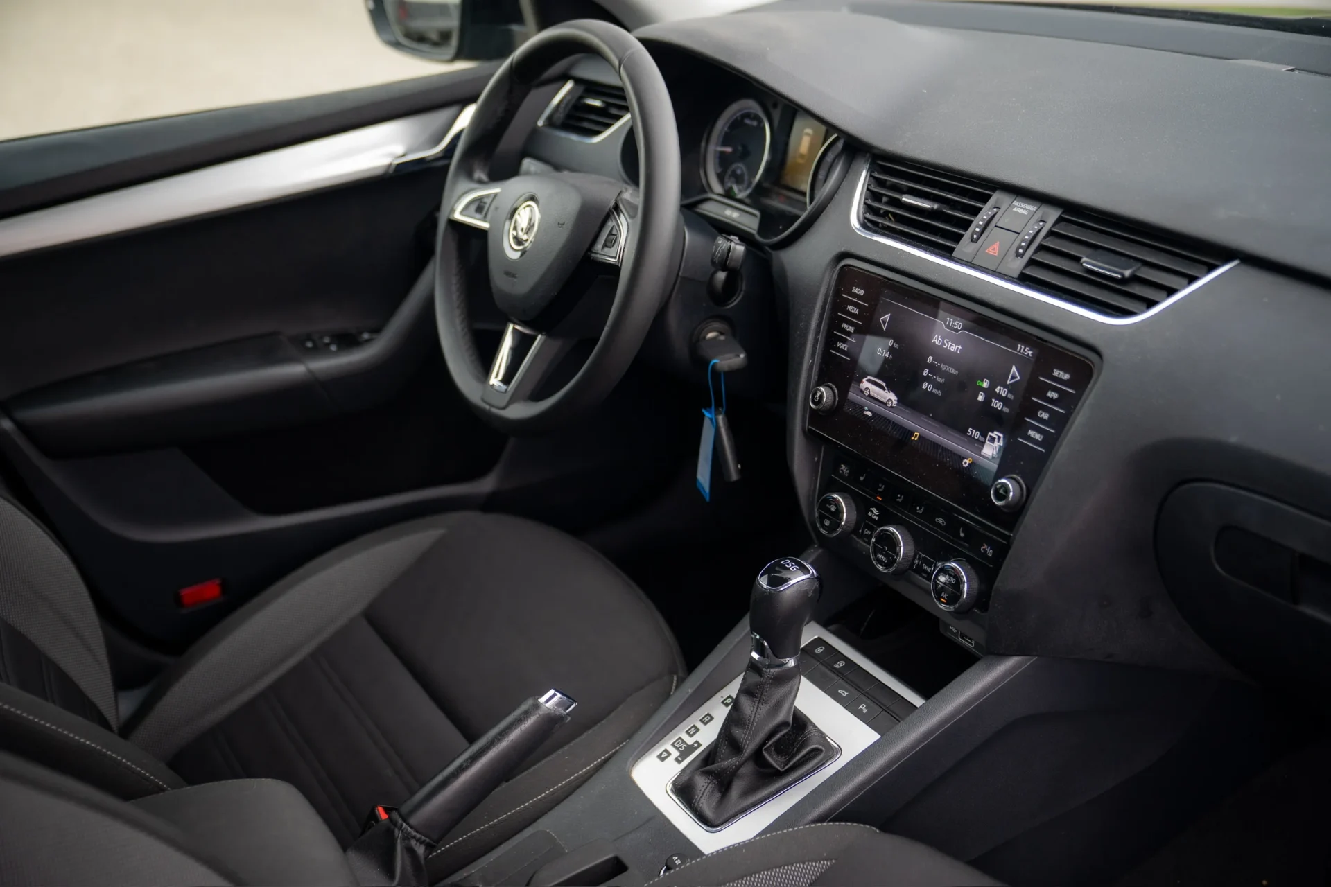 Škoda Octavia Combi 1.5 TGI DSG · Erdgas (CNG) · HU neu bis 03/2028 · ohne Nachlackierung · ACC · 18