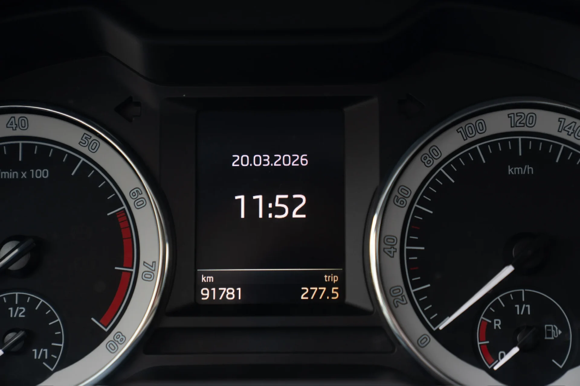 Škoda Octavia Combi 1.5 TGI DSG · Erdgas (CNG) · HU neu bis 03/2028 · ohne Nachlackierung · ACC · 24