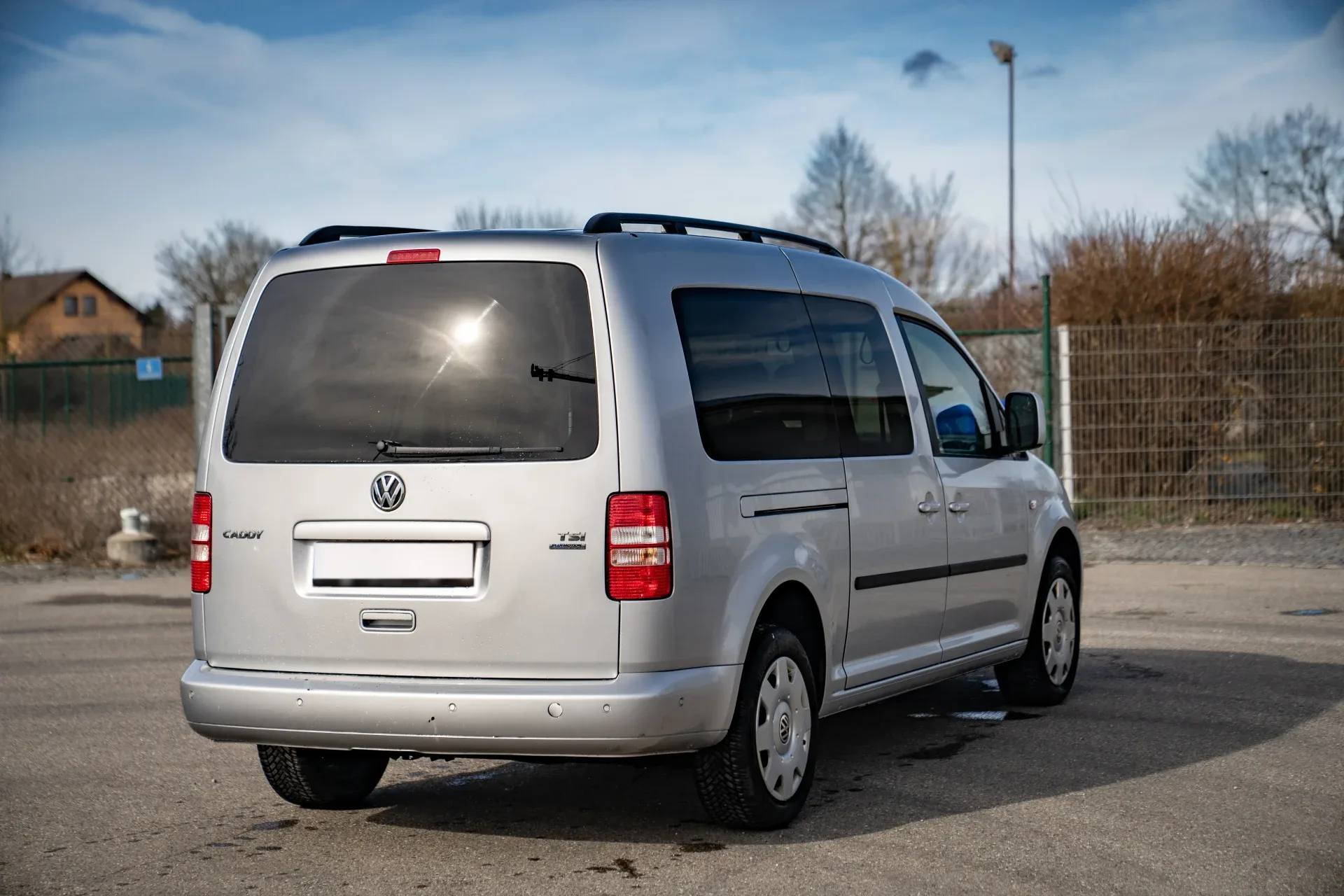 Volkswagen Caddy Maxi 1.2 TSI Benzin · 1. Hand · HU neu bis 02/2028 · Webasto-Standheizung · Klima · 7