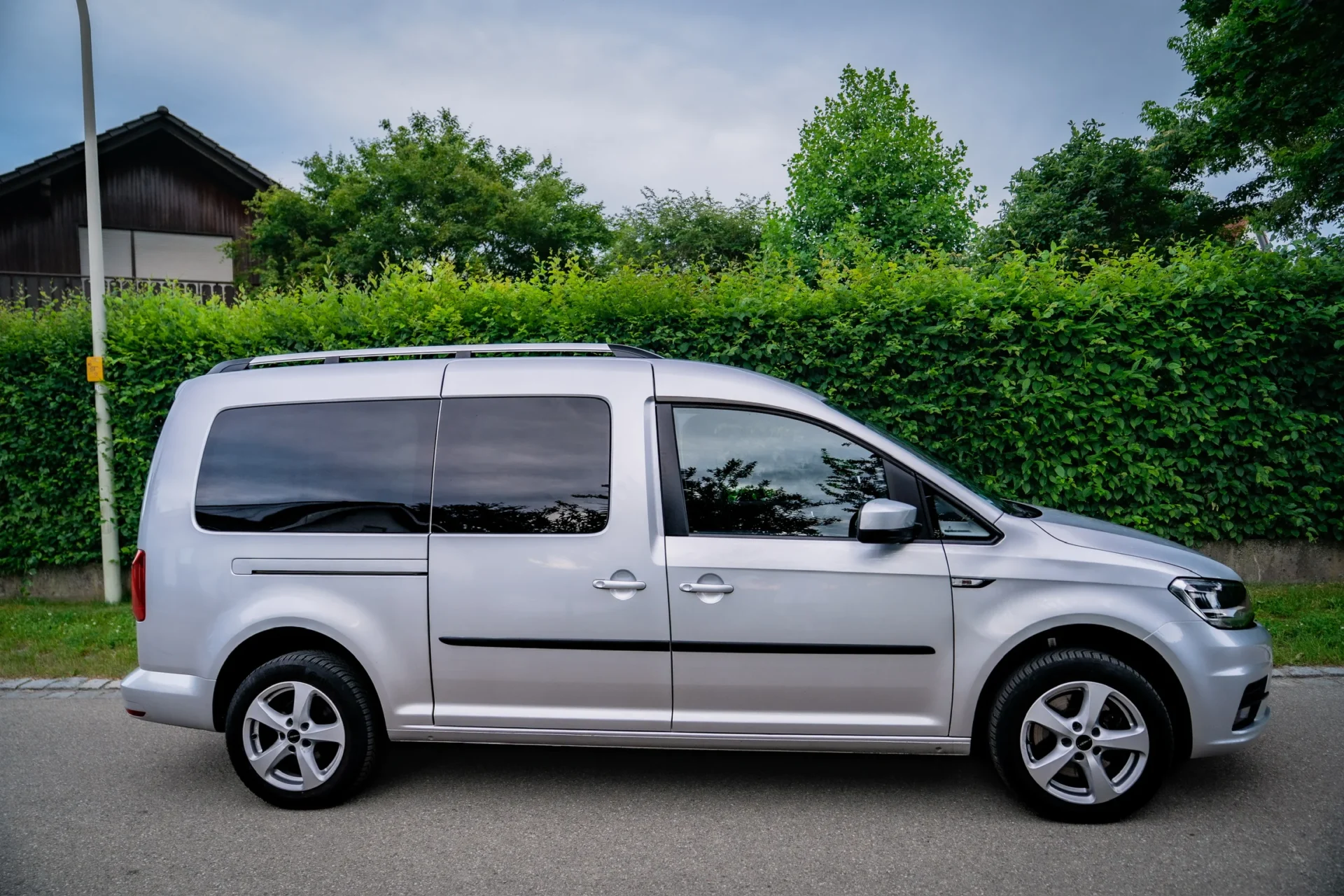 Volkswagen Caddy 1.4 TGI DSG · Erdgas (CNG) · Zahnriemen neu 04/2026 · Scheckheft lückenlos · HU bis 12/2027 · 2