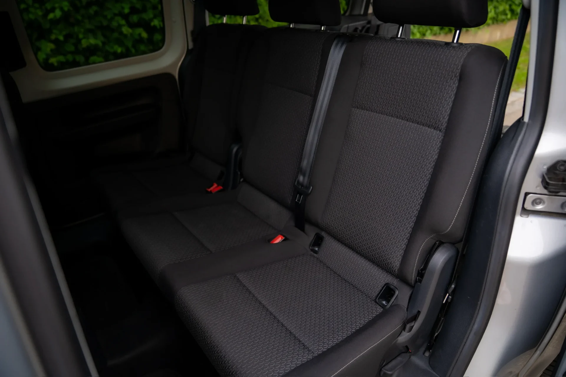 Volkswagen Caddy 1.4 TGI DSG · Erdgas (CNG) · Zahnriemen neu 04/2026 · Scheckheft lückenlos · HU bis 12/2027 · 16
