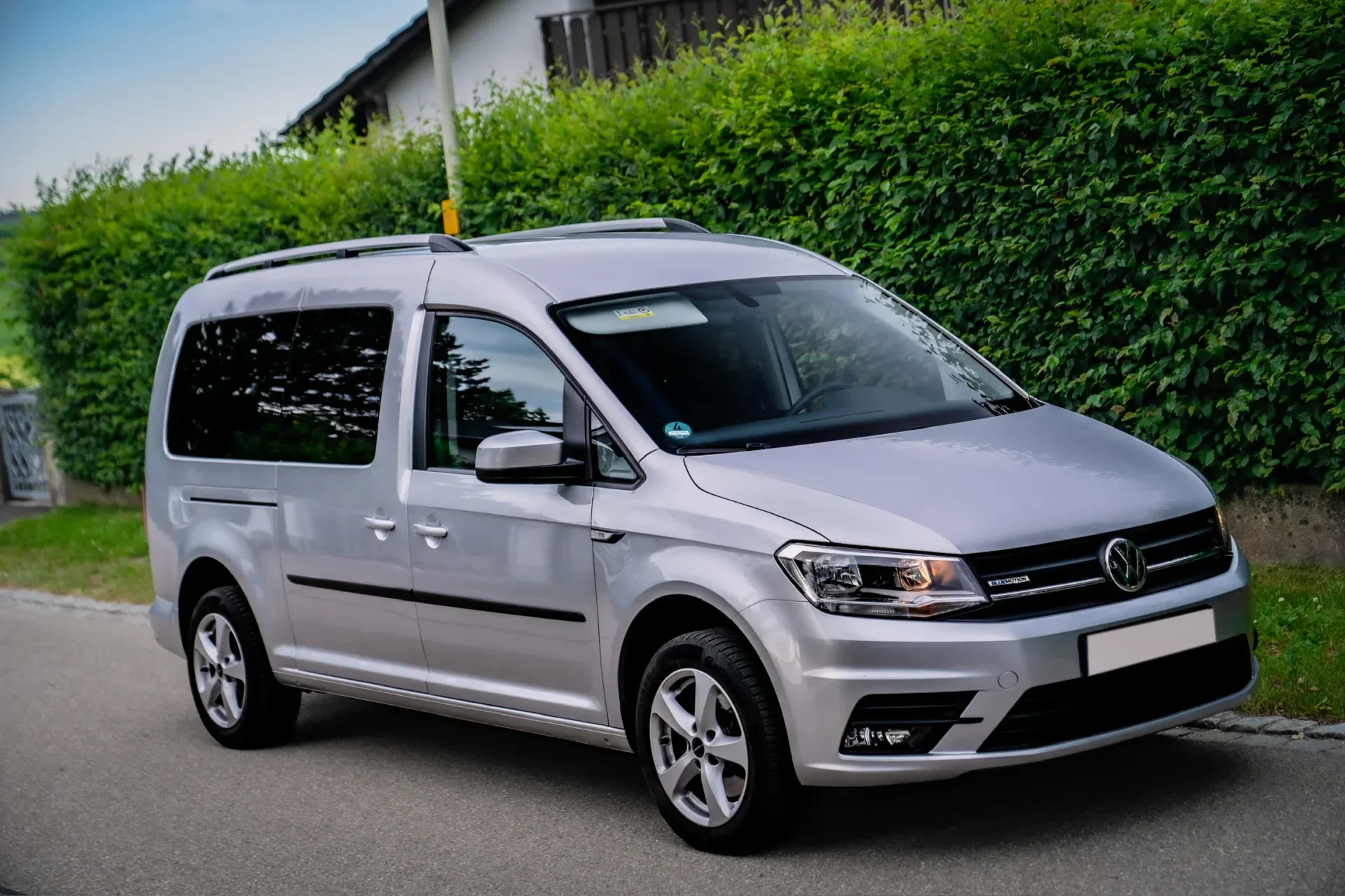 Volkswagen Caddy 1.4 TGI DSG · Erdgas (CNG) · Zahnriemen neu 04/2026 · Scheckheft lückenlos · HU bis 12/2027 · 3