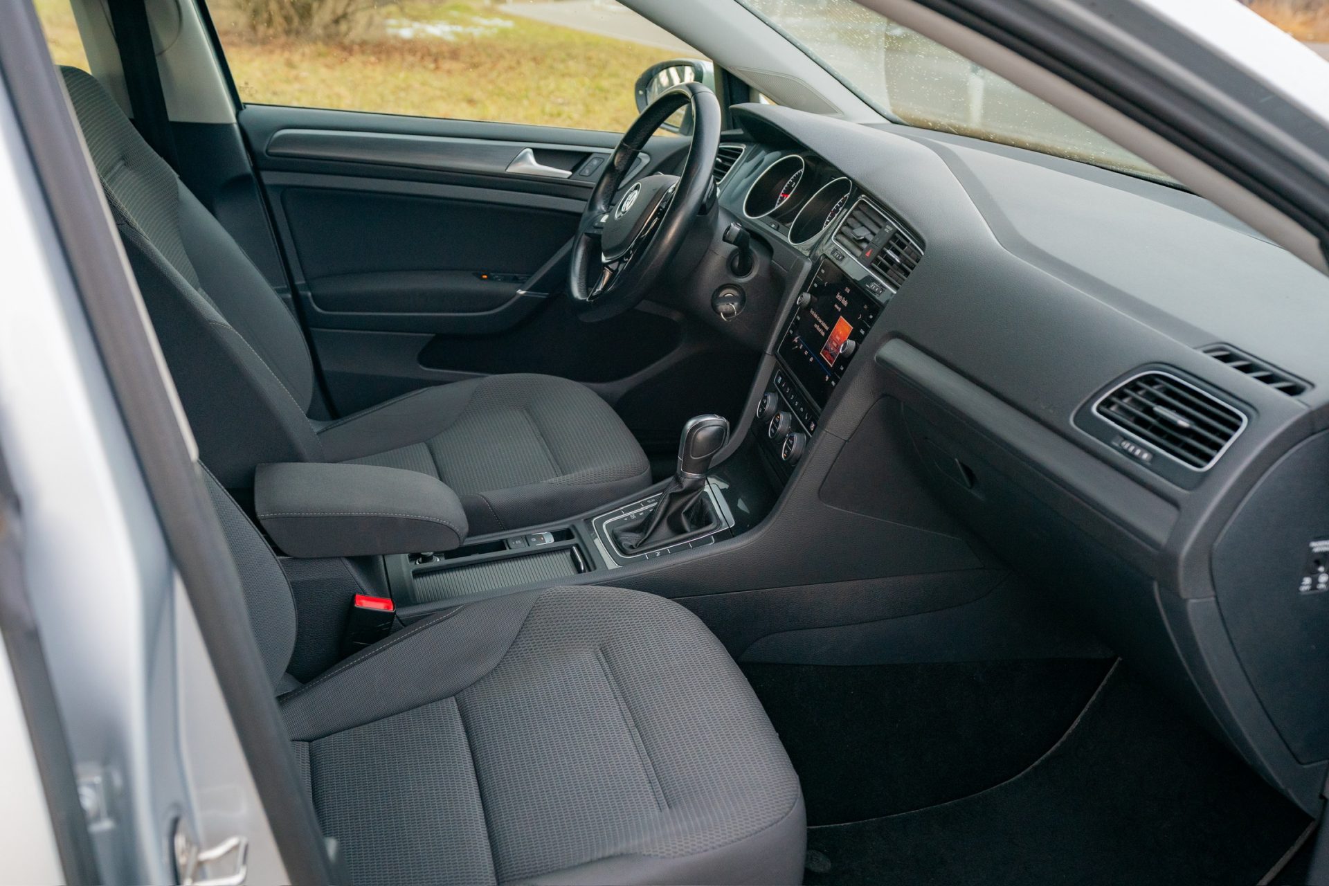Volkswagen Golf 1.5 TGI · ACC · Standheizung · 11